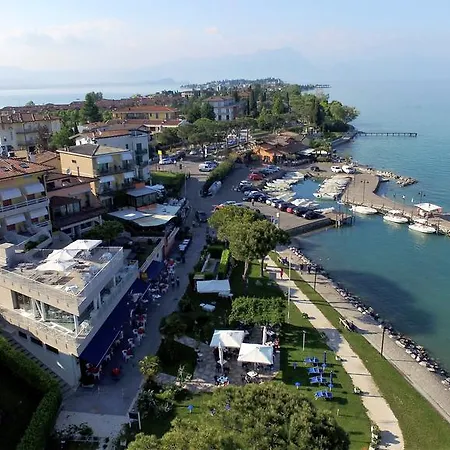 Ca' Serena Σιρμιόνε